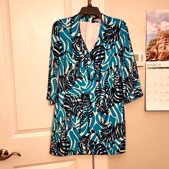 Lilly Pulitzer "Devina I'm Game" Zebra Print Dress w/ Elbow Sleeves Size 2 - Picture 1 of 6